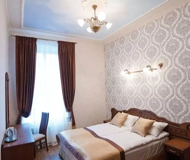 Mini Hotel Guest House Inn Lviv