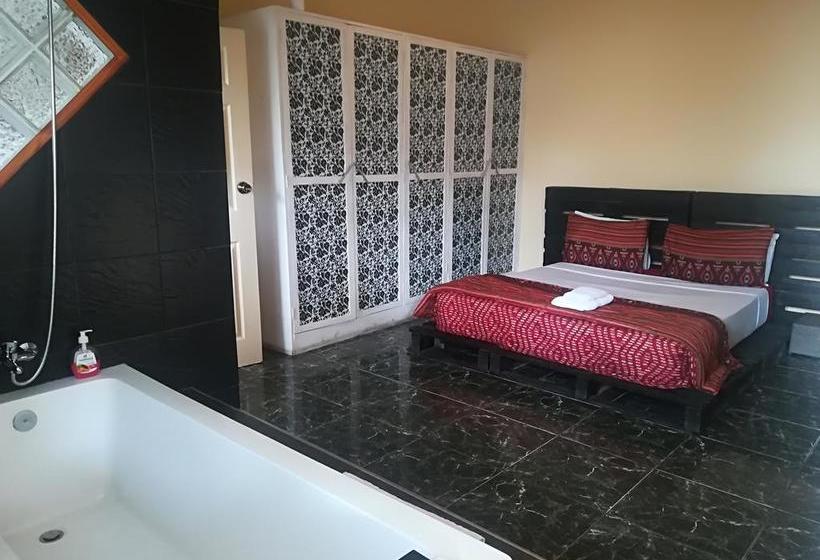 펜션 Palmeiras Guest House Matola