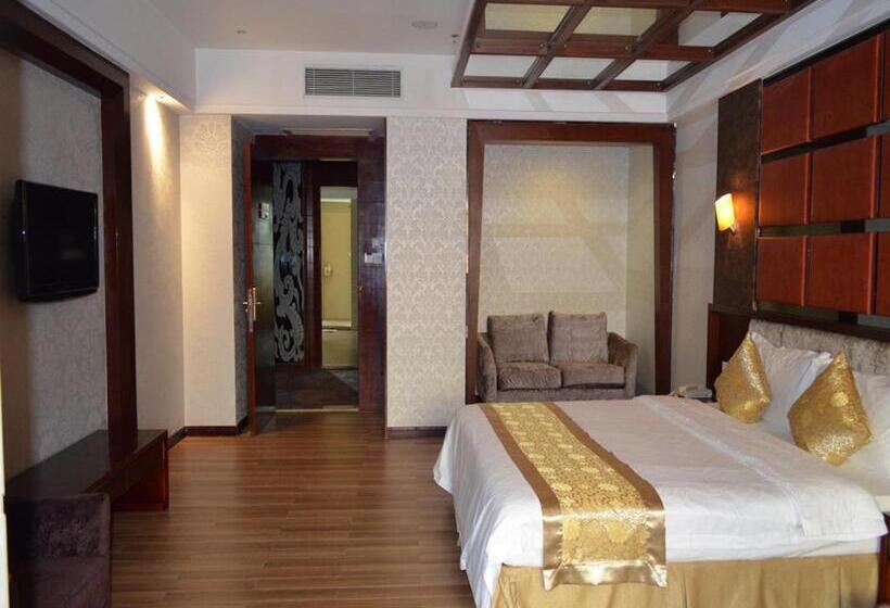 Vienna Hotel Dongguan Tangxia Guanlan Lake Golf Club