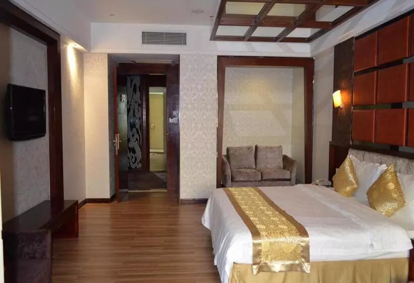 Vienna Hotel Dongguan Tangxia Guanlan Lake Golf Club