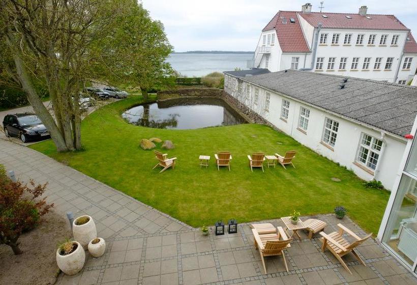 בית מלון כפרי Strand Røsnæs