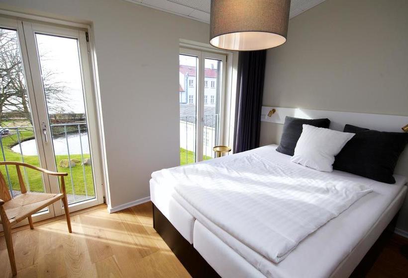 בית מלון כפרי Strand Røsnæs