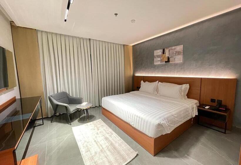 فندق كلاودز Clouds