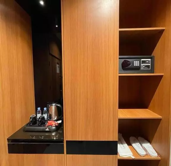 فندق كلاودز Clouds