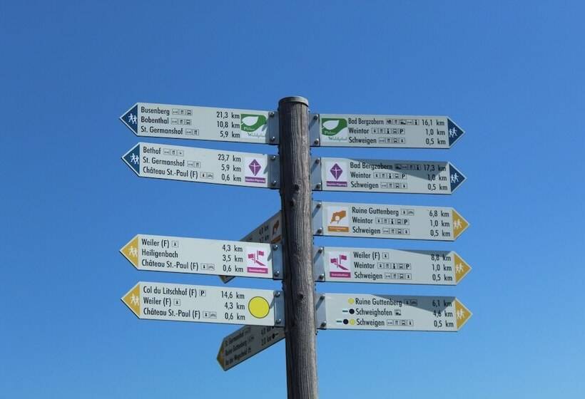 Amelie No 3 Hotel & Appartements