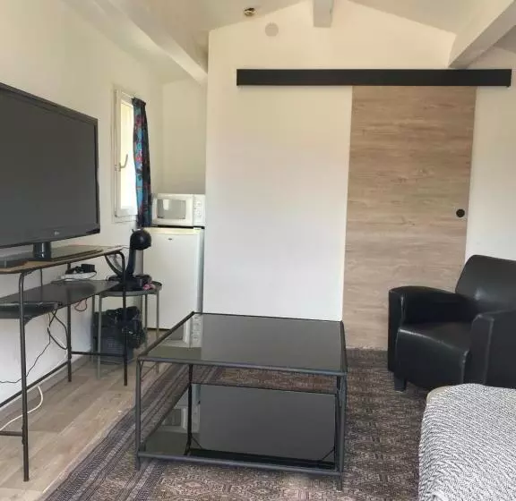 ベッドアンドブレックファースト Chambre Independante