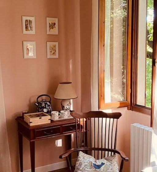 צימר La Quercia E Lo Scoiattolo