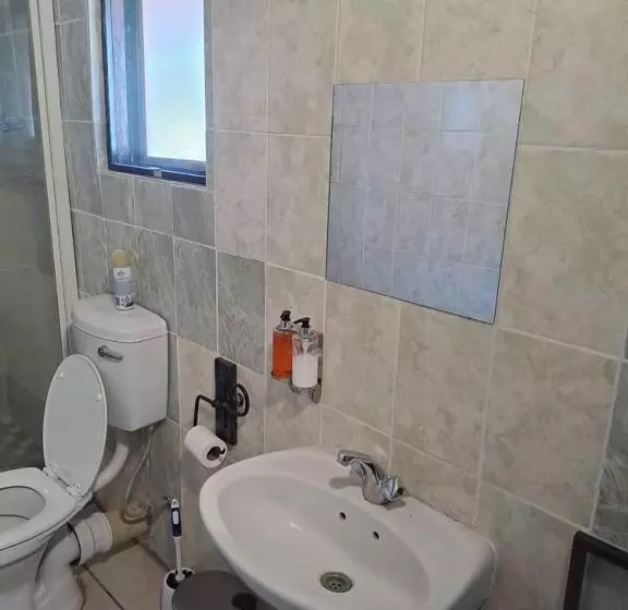 تختخواب و صبحانه Maya Bnb