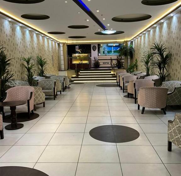 בית מלון כפרי Baida Suits Al Janoubi Branch