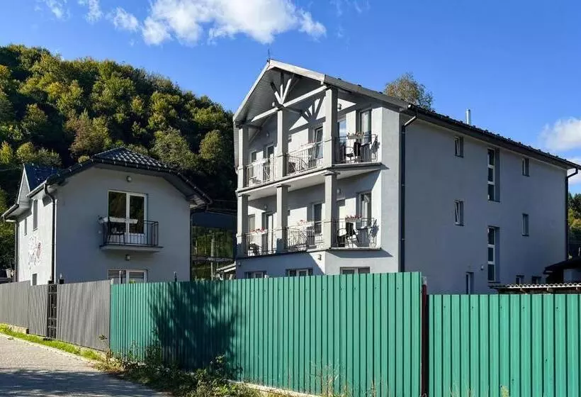 Hotelli готель ципа