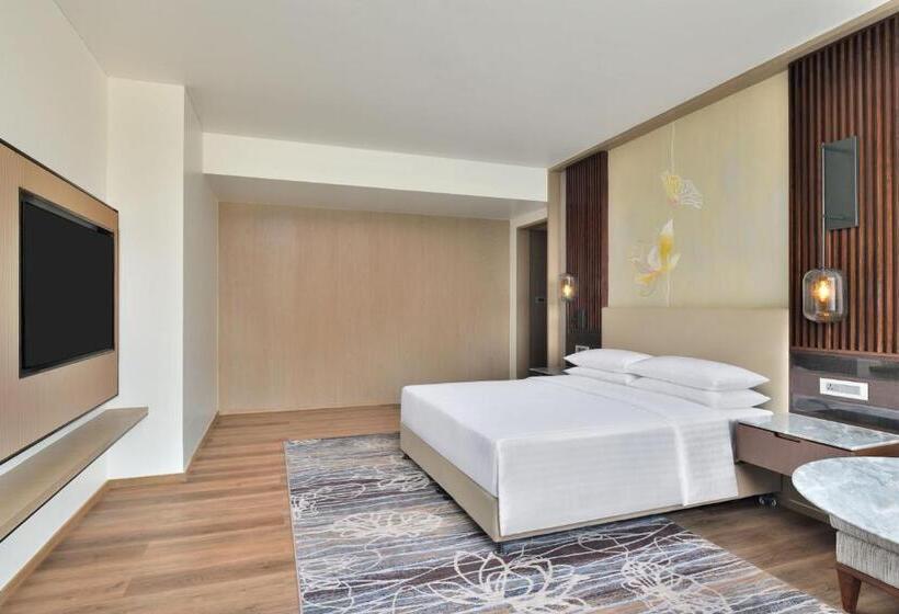 Отель Courtyard By Marriott Gorakhpur