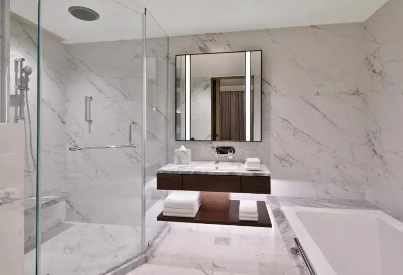 هتل Courtyard By Marriott Gorakhpur