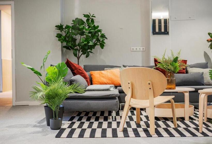 هتل کپسول Cubes By Tegetthoff