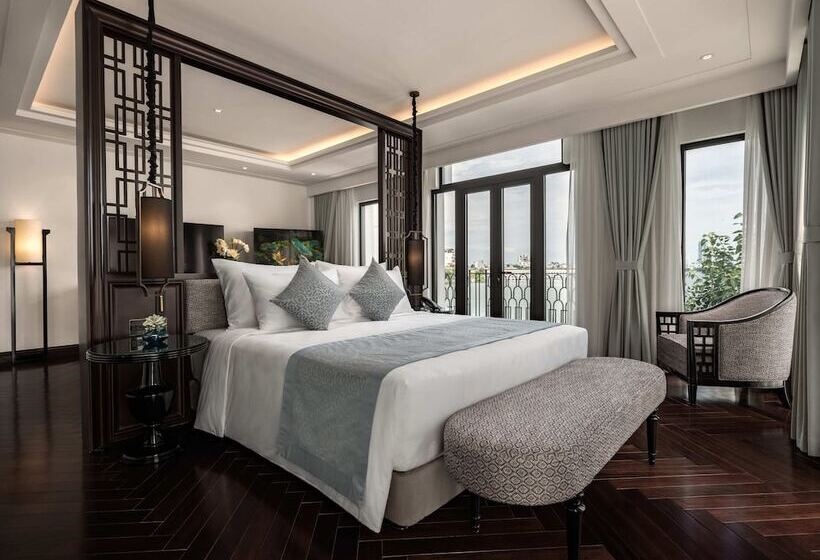 هتل Elegant Mansion 88