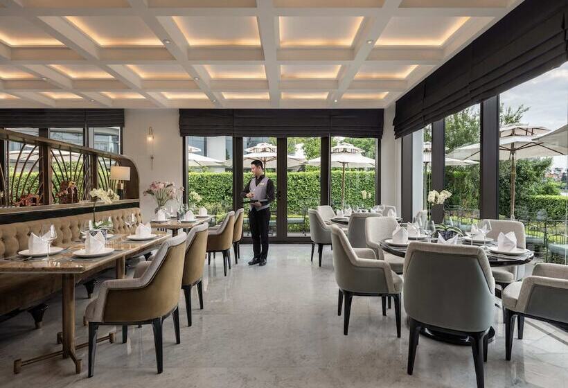 هتل Elegant Mansion 88