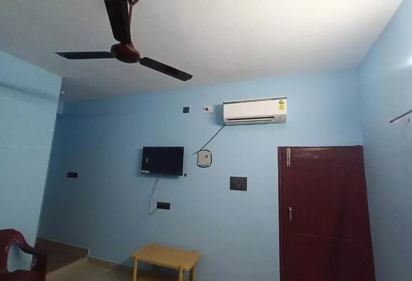 ホテル Oyo Sri Vinayaga Residency