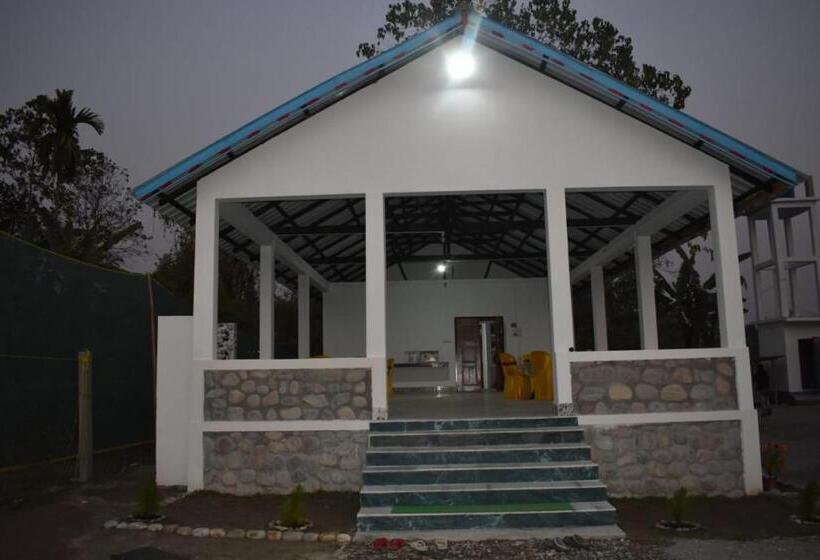 Hotel Pigeon Nature Camp