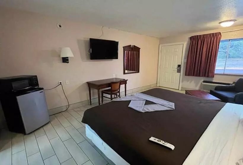 Hotelli Regency Inn By Oyo Three Rivers