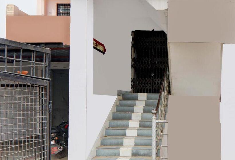 Oyo Flagship Hotel New Kadambari