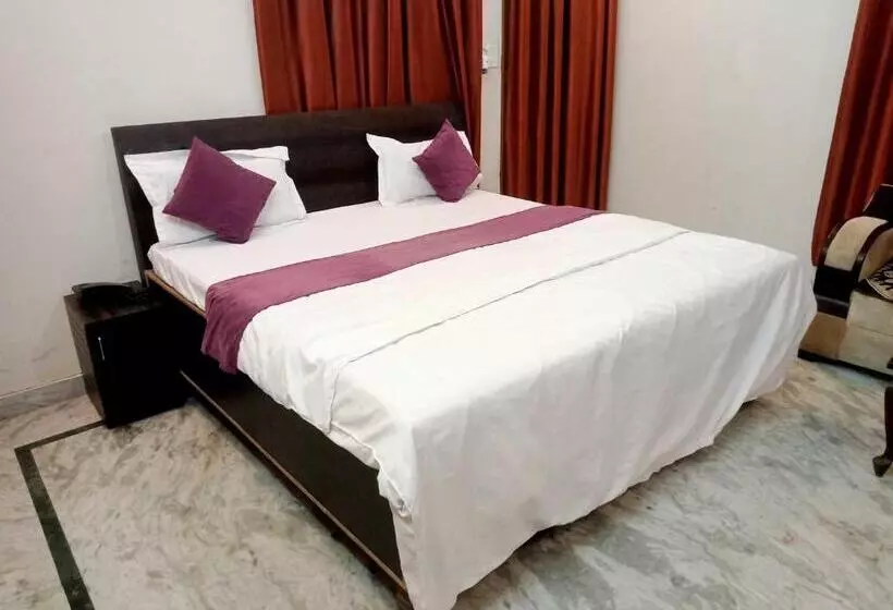 Oyo Flagship Hotel Sk Grand