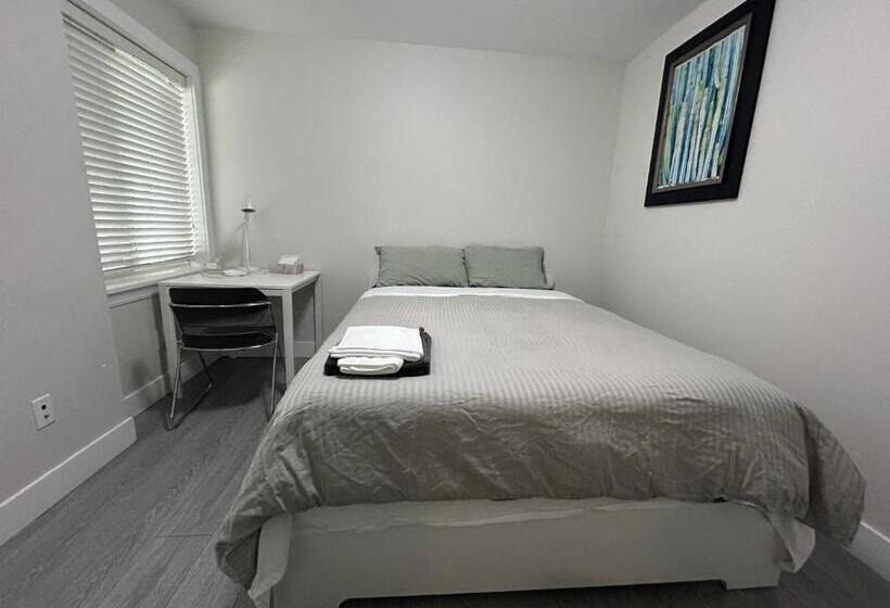 ペンション Comfortable 1 Bd And 1lr With Separate Entrance