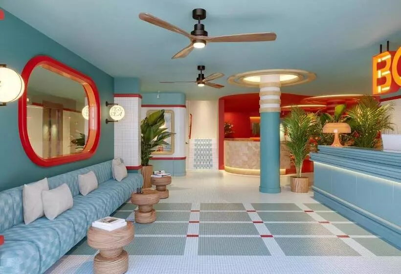 The Boc Hostels Beach