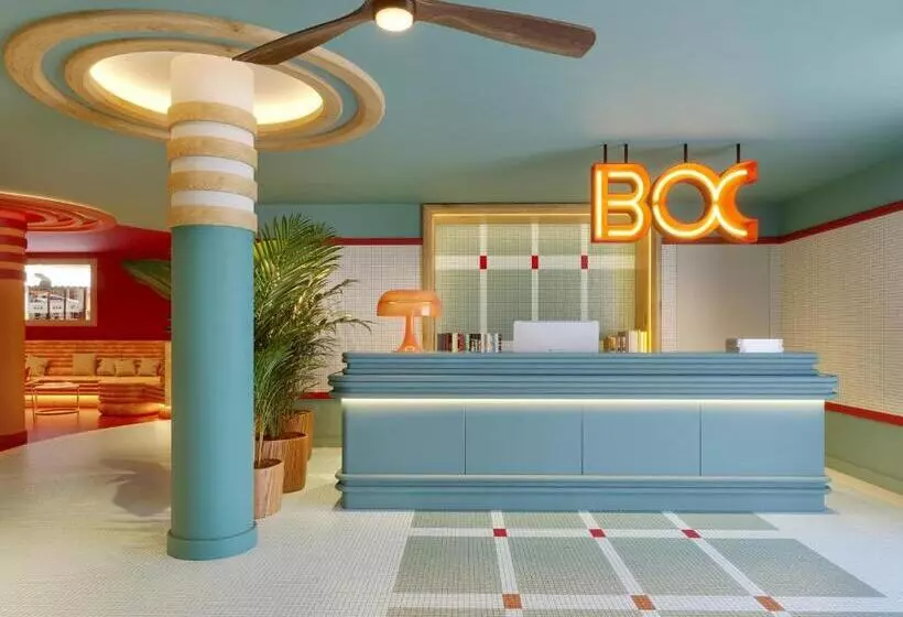 The Boc Hostels Beach