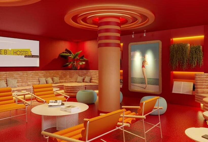 The Boc Hostels Beach