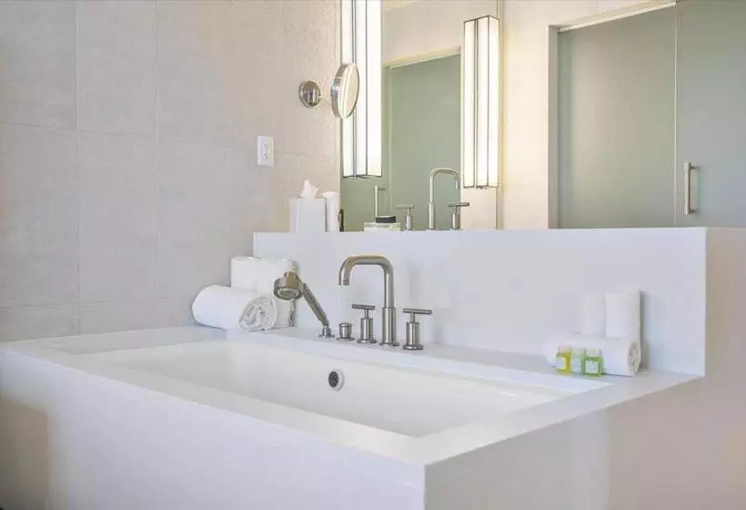 W Hotel 2bd 2bath Condo Ocean Views