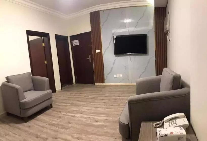 حياة المدينة الفندقية