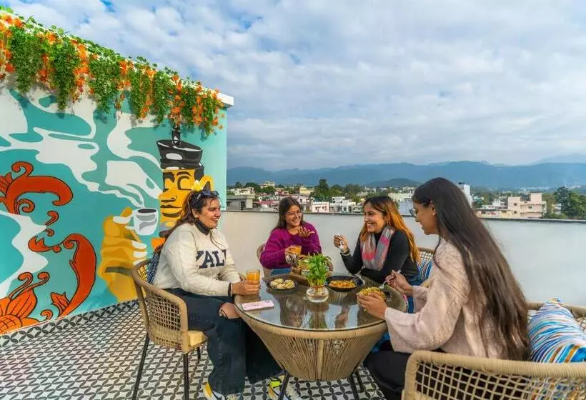 Auberge Artbuzz Dehradun