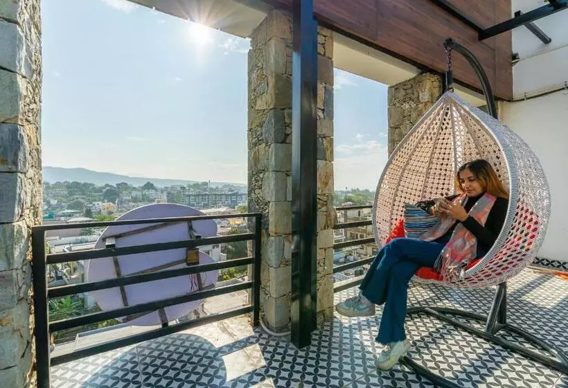 Auberge Artbuzz Dehradun