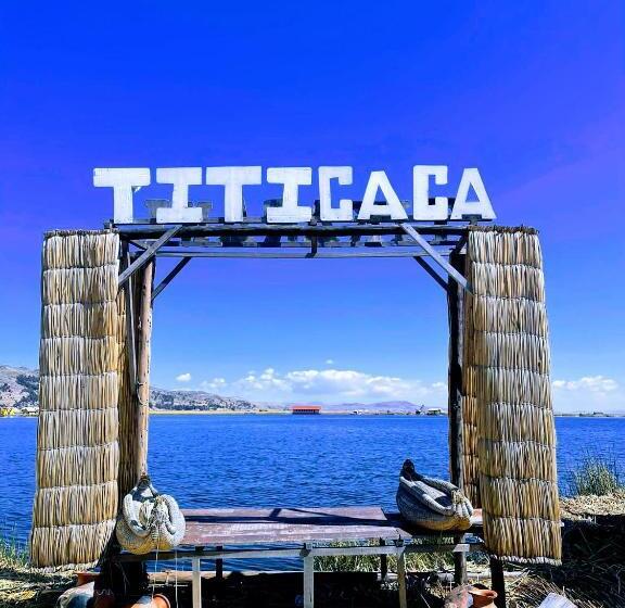 فندق صغير Titicaca Wasy Lodge
