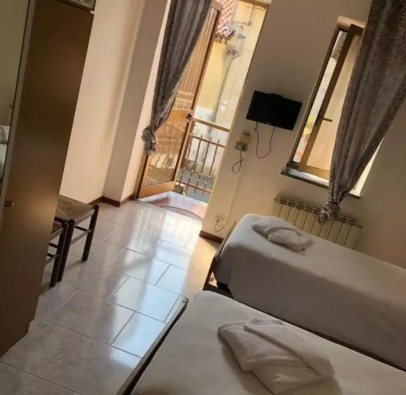 Aamiaismajoitus (B&B) Aquila Nera