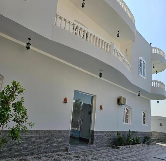 تختخواب و صبحانه Luxor Panorama