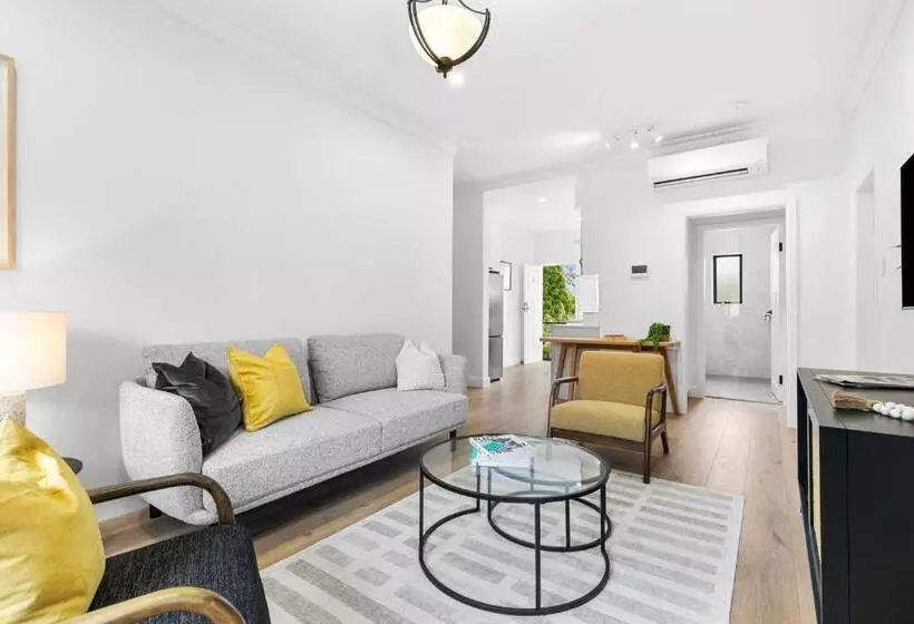 Hamilton Lodge Apartments By Urban Rest