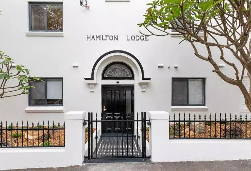 Hamilton Lodge Apartments By Urban Rest