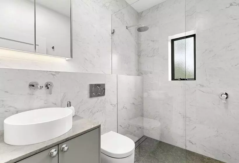 Hamilton Lodge Apartments By Urban Rest