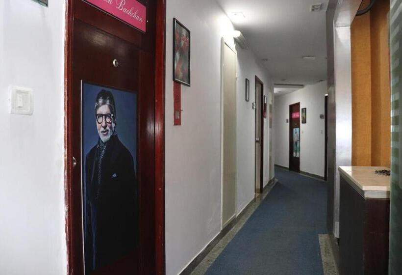 Отель C Suites   Lotus Park