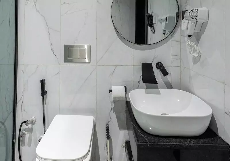 هتل Dluxe Premium