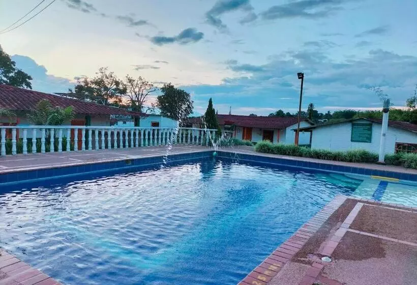 ホテル Finca Turística La Bahía