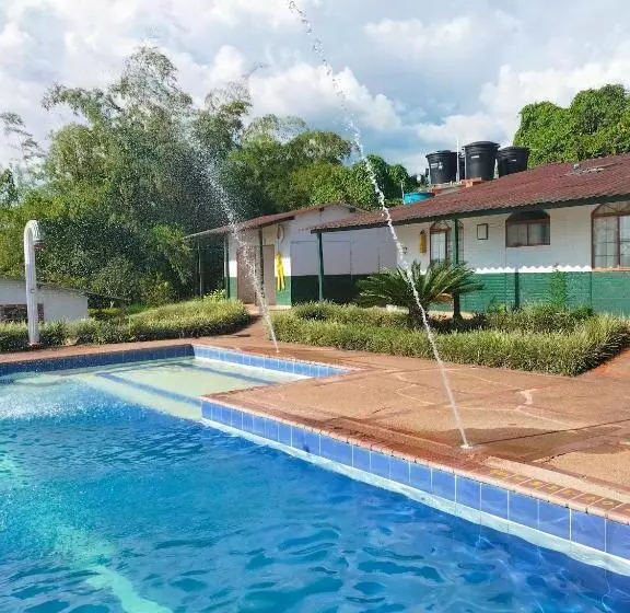 ホテル Finca Turística La Bahía