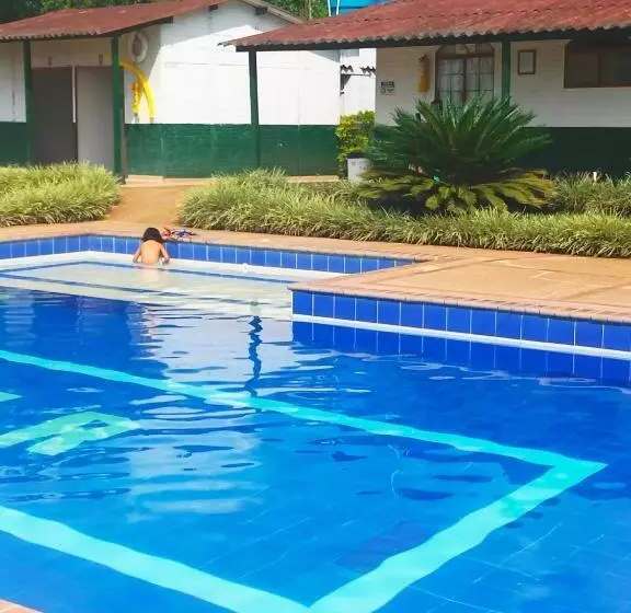 ホテル Finca Turística La Bahía