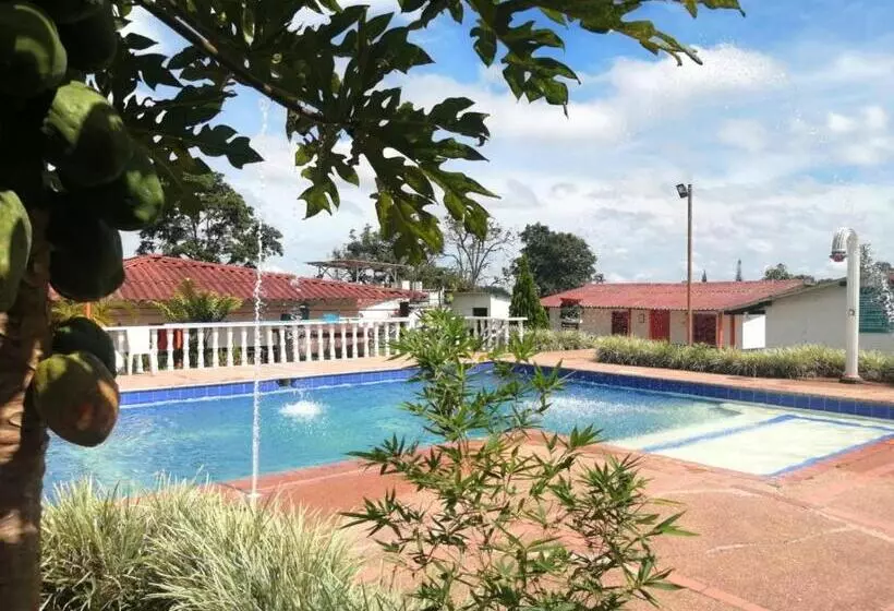ホテル Finca Turística La Bahía