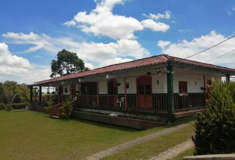 ホテル Finca Turística La Bahía