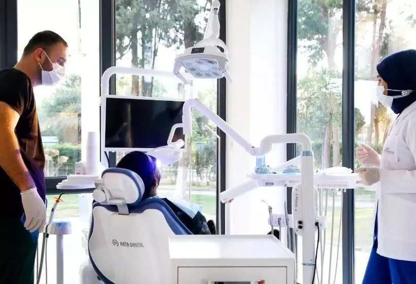 هتل Medworld Cosmos Health & Rehabilitation Center