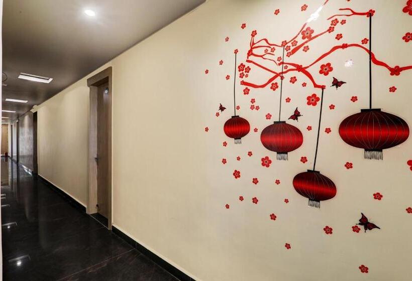 هتل Oyo Flagship Royal Guest House