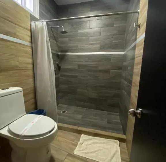 Hotelli Sevilla Paraíso