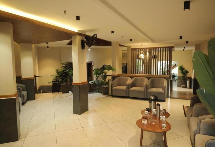 בית מלון כפרי Sukha Retreats