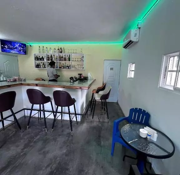 ホテル Sunrise Internet Cafe And